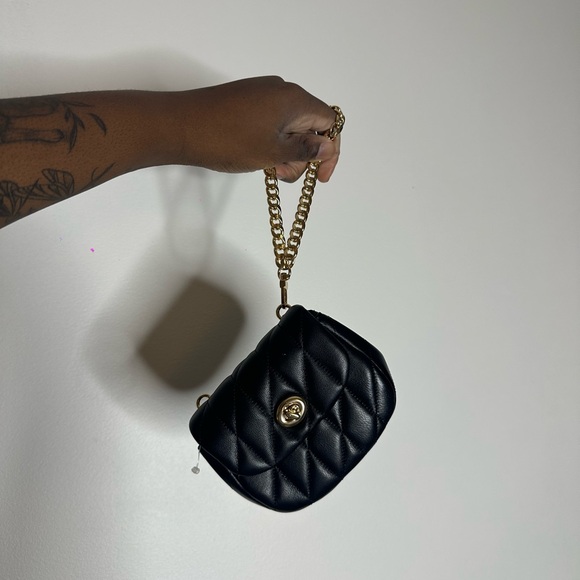 Coach Turnlock Card Case - Picture 2 of 4